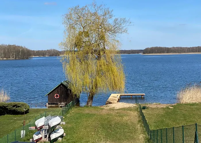 別荘 Urlaub Am Plaetlinsee Haus Rike