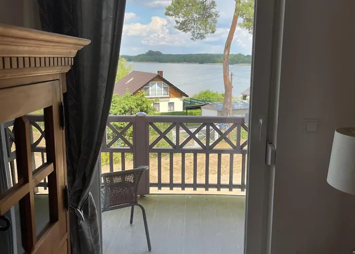 別荘 Urlaub Am Plaetlinsee Haus Rike